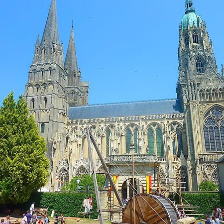 Le Petit Clos Lägenhet Bayeux Exteriör bild